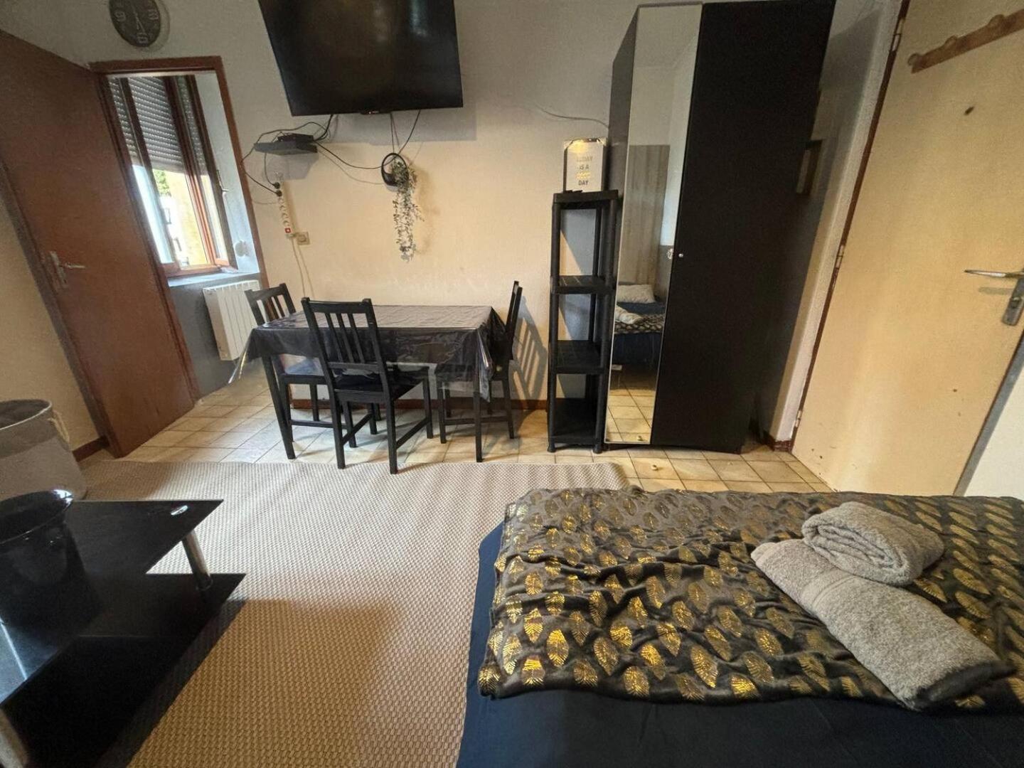 Le Lorrain Wifi Un Sejour A Part Apartment Metz Ngoại thất bức ảnh